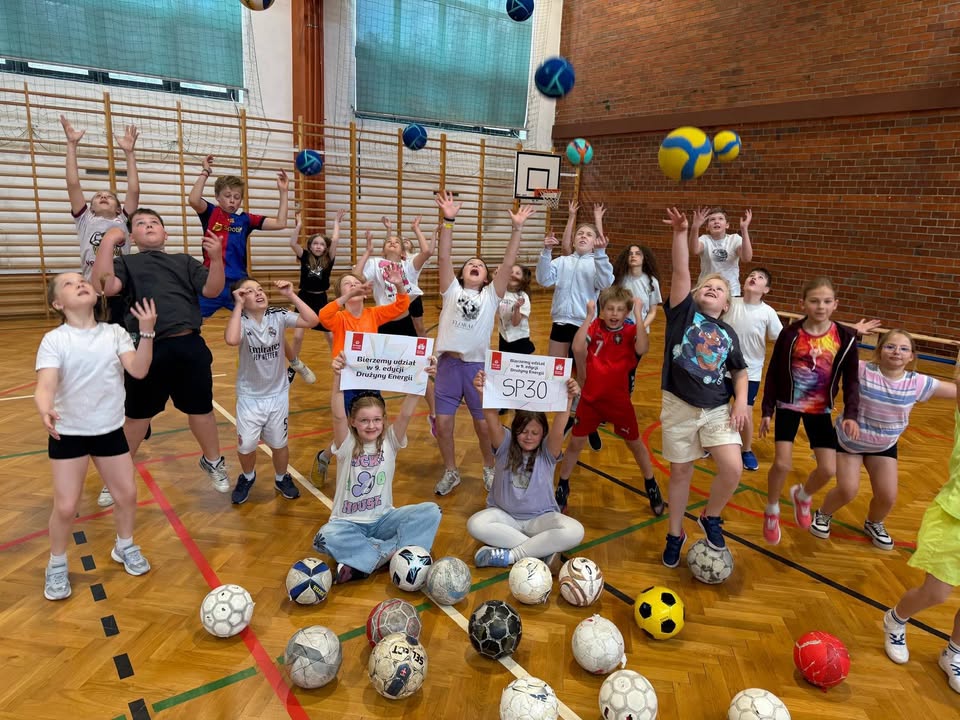 Druzyna Energii Sportowa Szkola Wyzwanie Aktywni Uczniowie Energia Sportu Gramy Dalej Motywacja